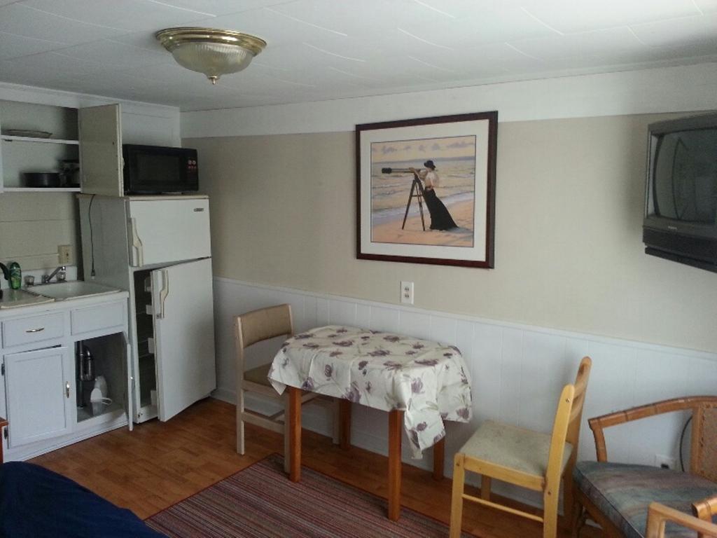 Caris Landings Inn By The Sea Old Orchard Beach Room photo